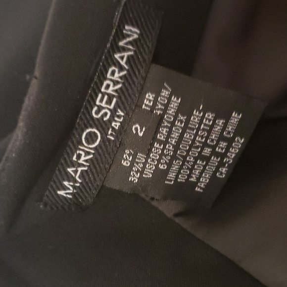 Black pencil skirt. BRAND MARIO SERRANI. size 2 . - Picture 3 of 3